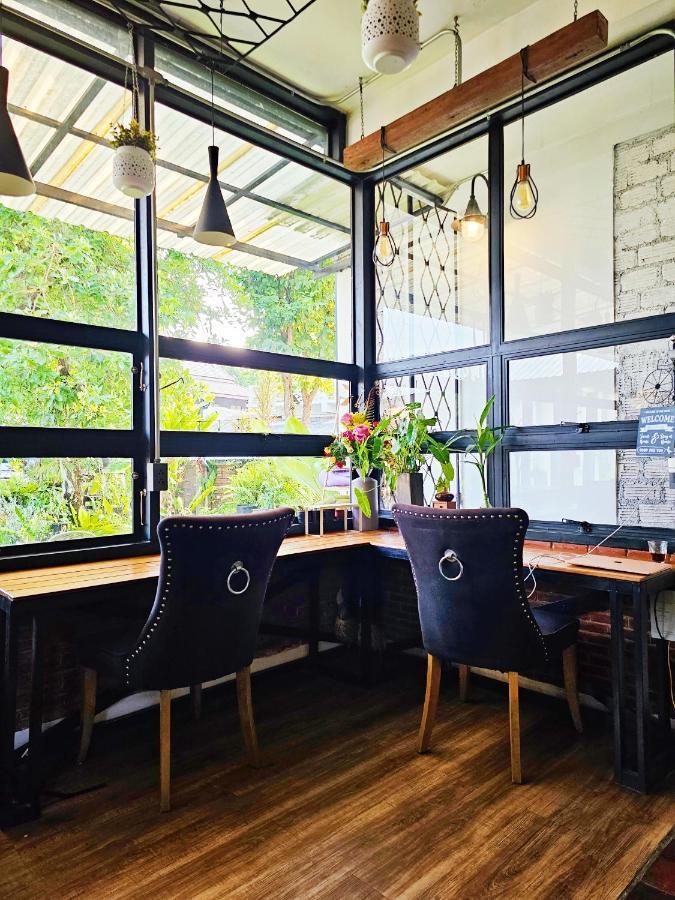 Sherloft & Hostel Chiang Mai