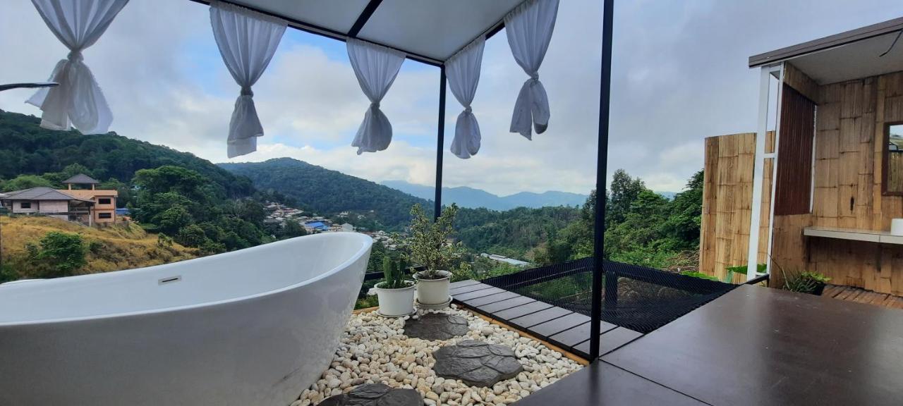 Mon Jaw Doi At Monjam Chiang Mai