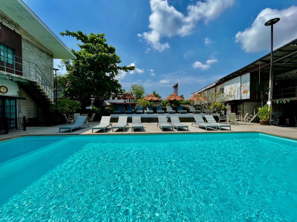 Hotel The Warehouse 3*
