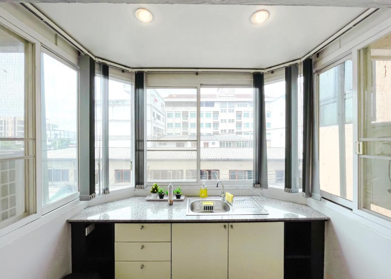 The Sister's - Right In Nimman Apartment