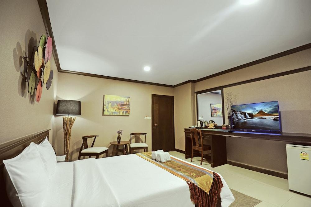 Romena Grand 3* Chiang Mai