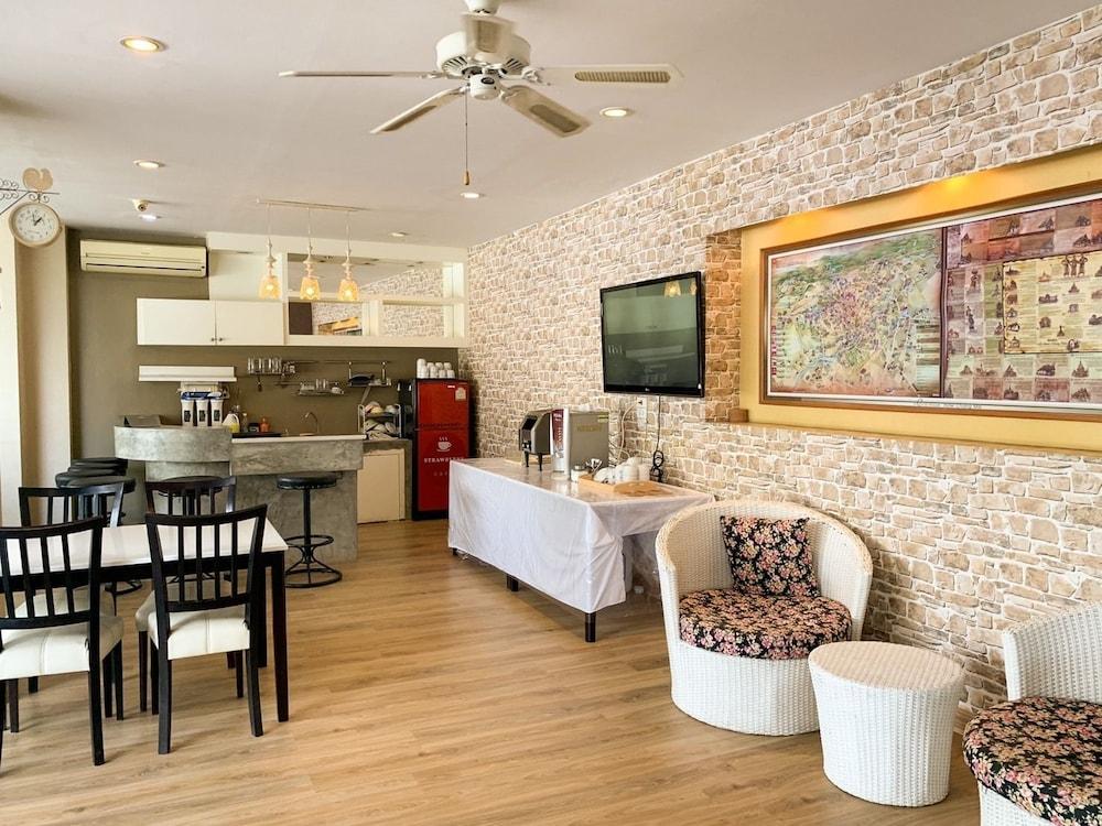 Hotel Inspire House 3*