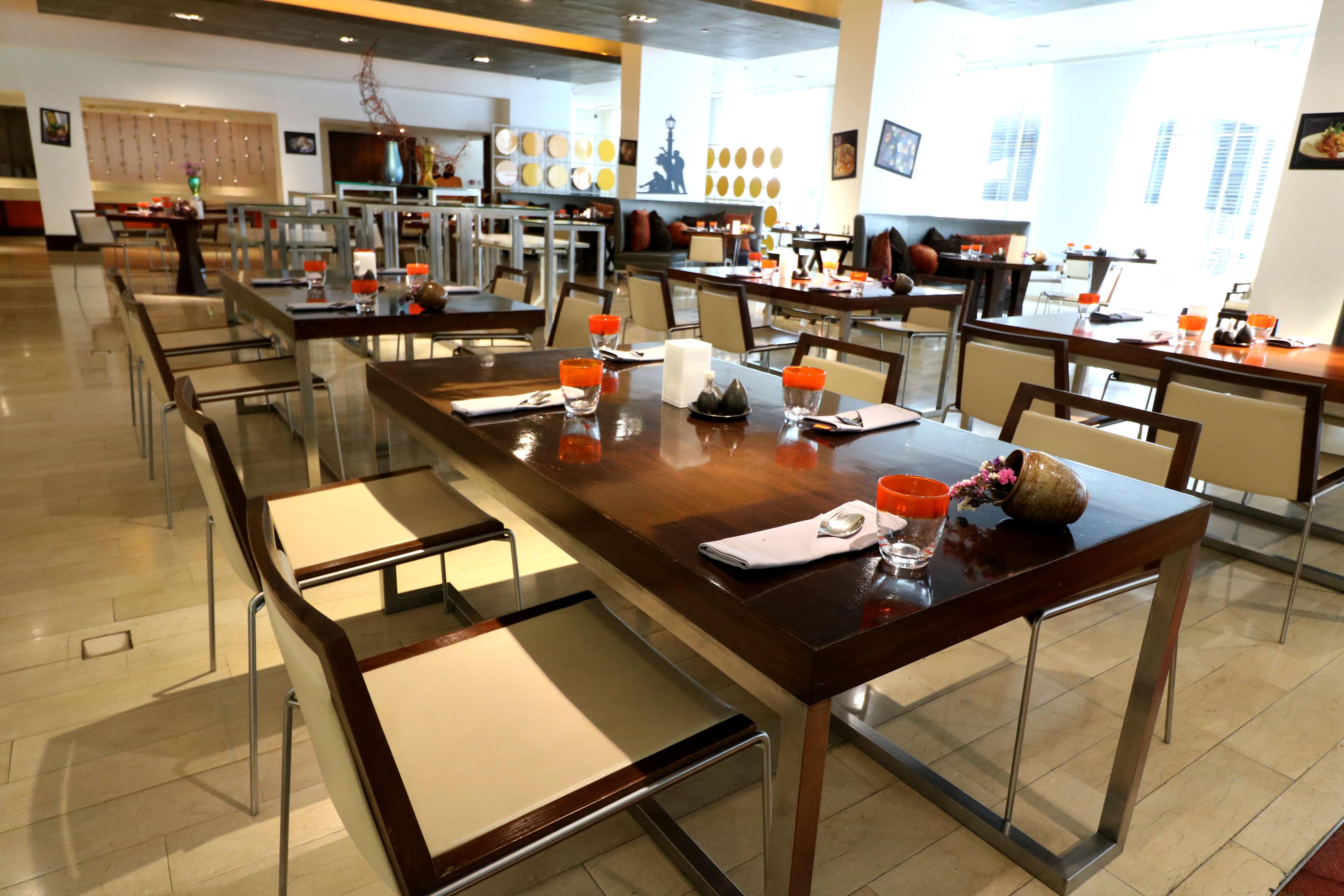 Dusitd2 Hotel