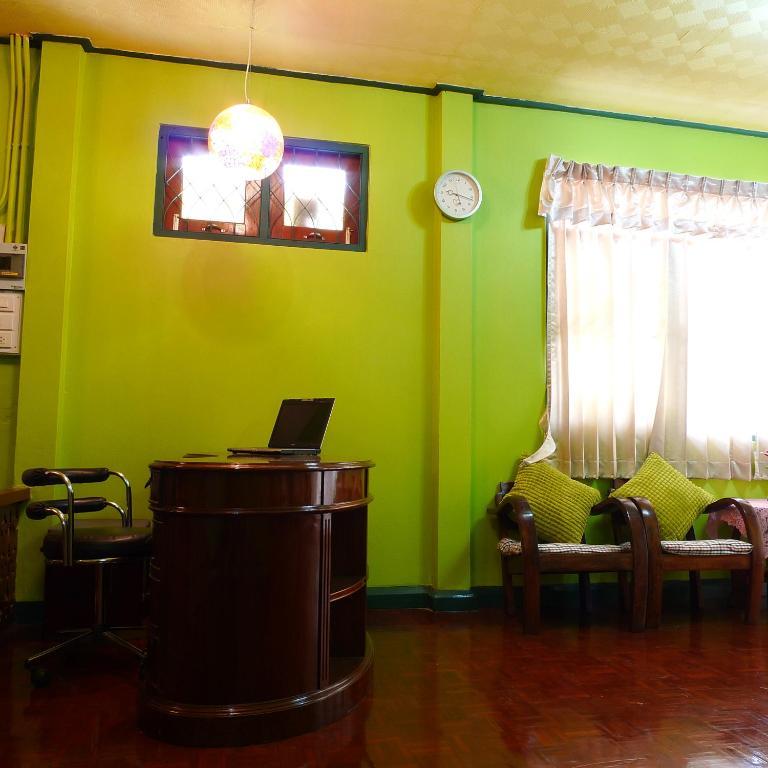Baan Kaewta *