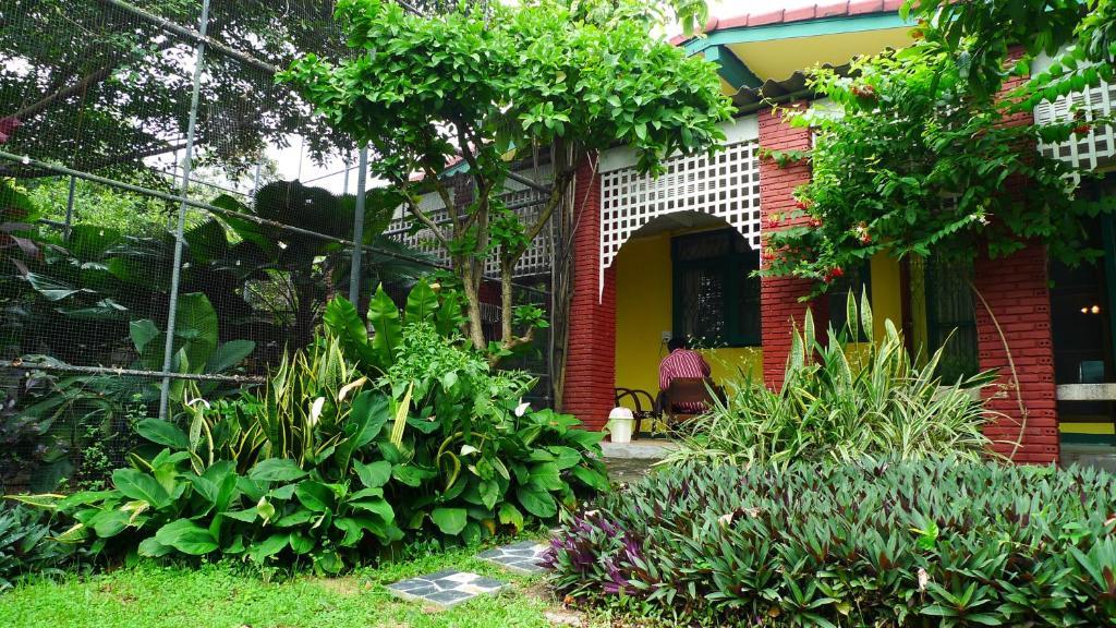 Guest house Baan Kaewta *