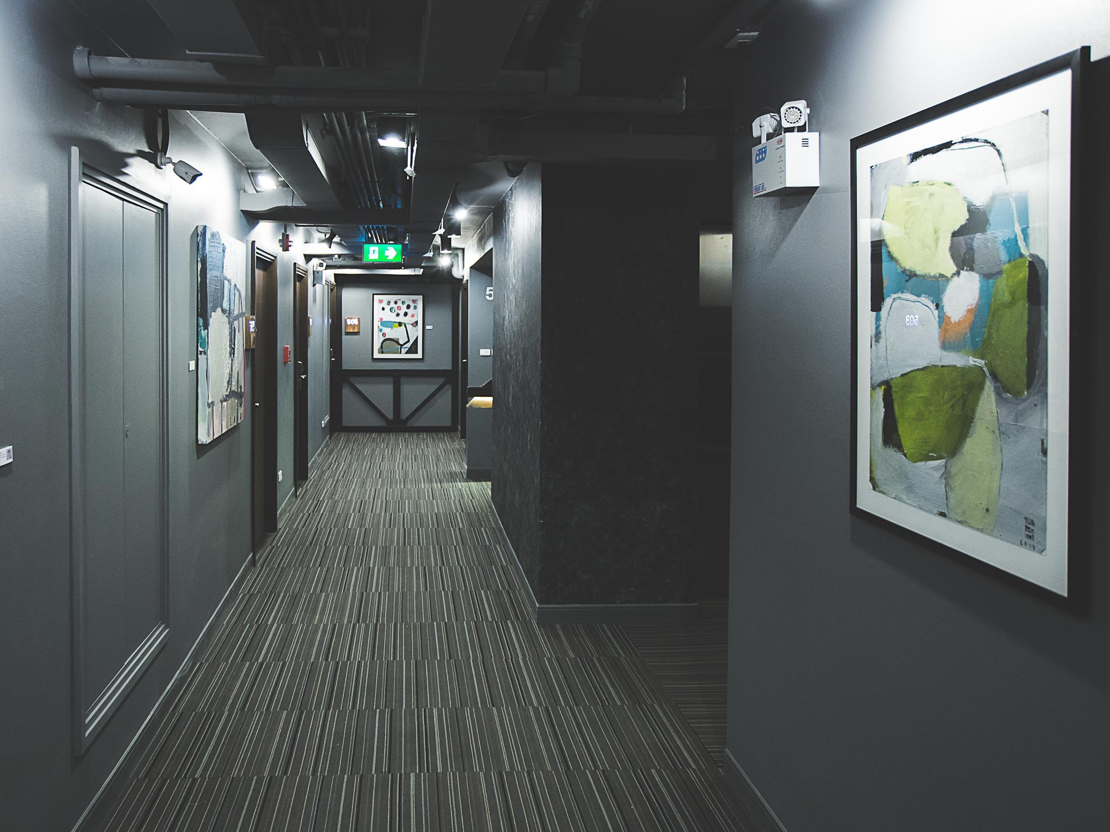 Art Mai Gallery Nimman Hotel