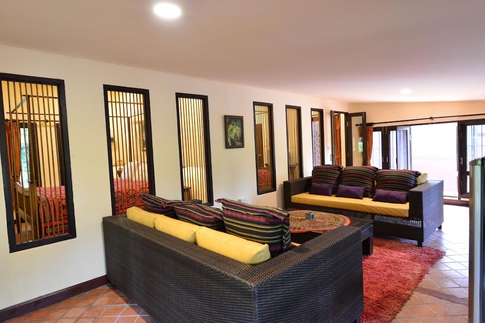 Baannamping Riverside Village Hotel Chiang Mai