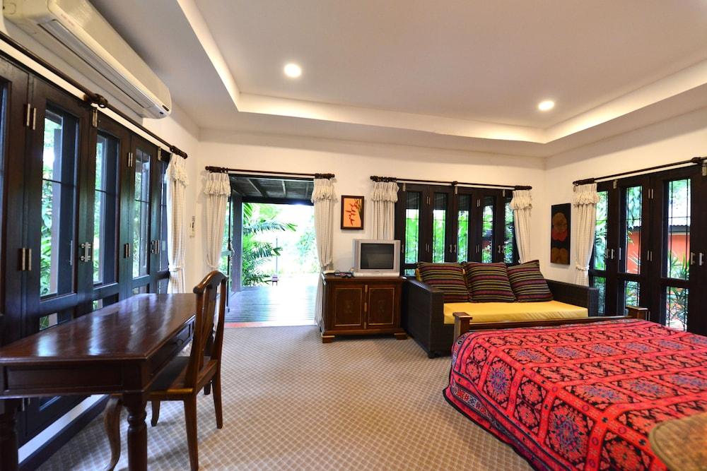 Baannamping Riverside Village Hotel Chiang Mai