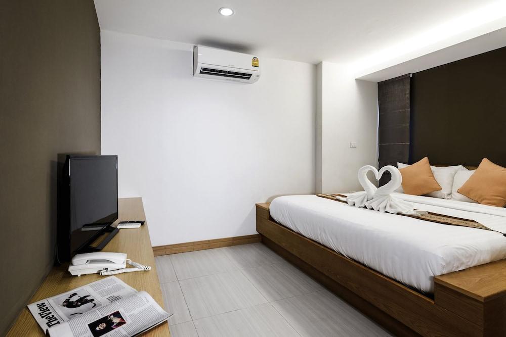 Old Town Chiangmai Boutique