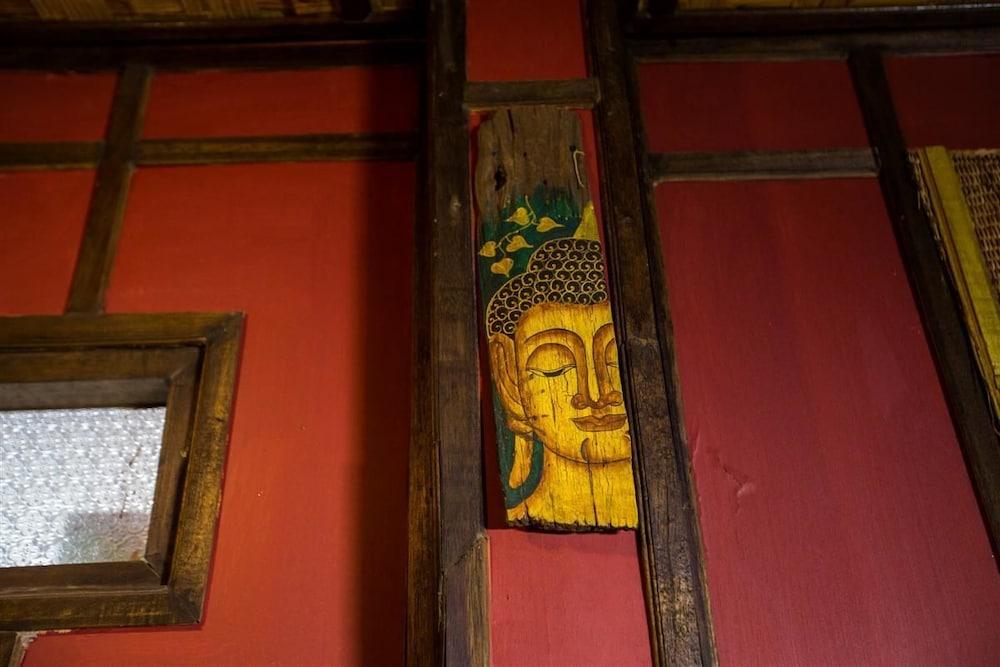 Buri Gallery House Resort Chiang Mai