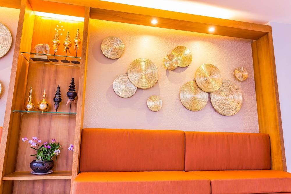 The Signature @ Thapae Hotel