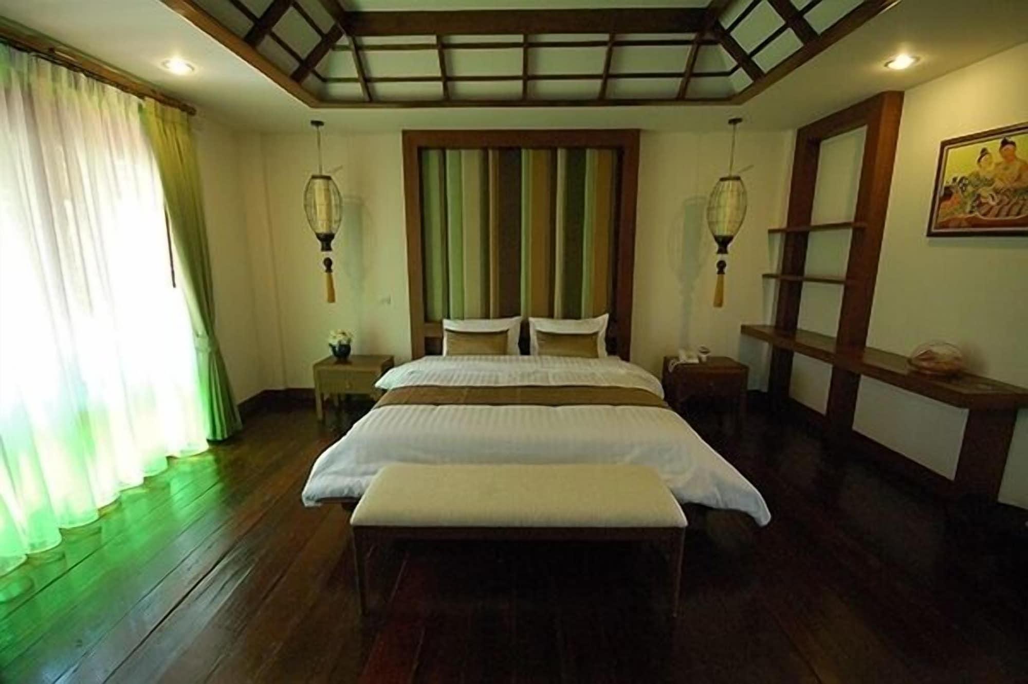 Hotel Korbhun Khinbua