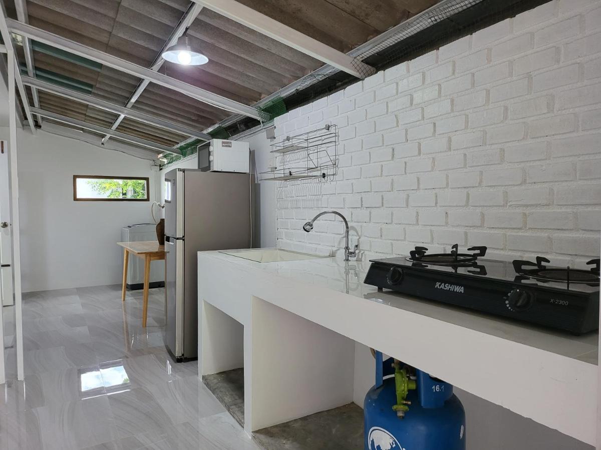Minimal Homey 3br Near Mee Chok Plaza *