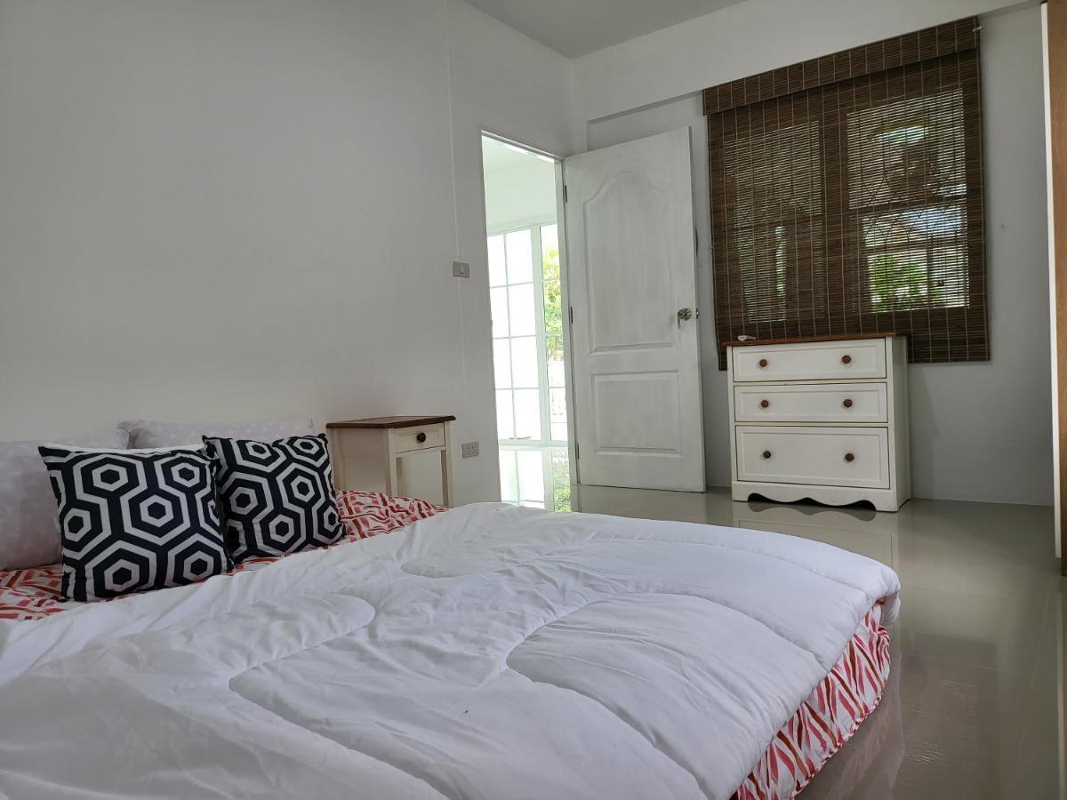 Minimal Homey 3br Near Mee Chok Plaza Casa de férias Chiang Mai