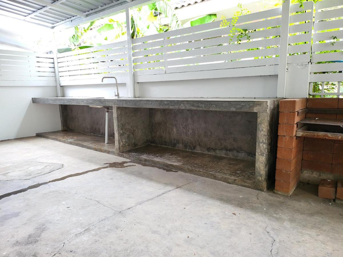 Minimal Homey 3br Near Mee Chok Plaza Casa de férias Chiang Mai