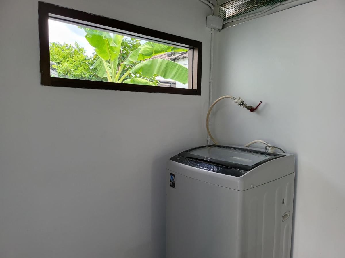 Minimal Homey 3br Near Mee Chok Plaza
