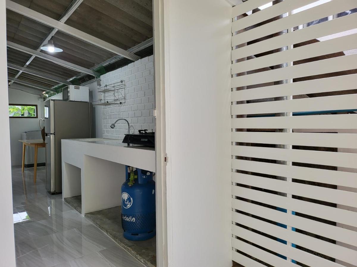 Minimal Homey 3br Near Mee Chok Plaza Casa de férias