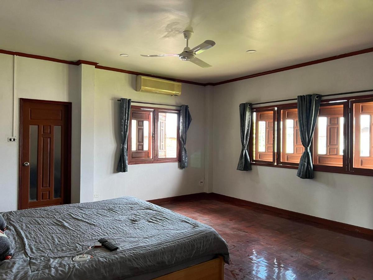Rumah tetamu Rt House Chiang Mai