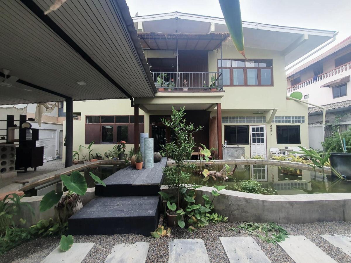 Pa Rang Cafe & Art Guest house *