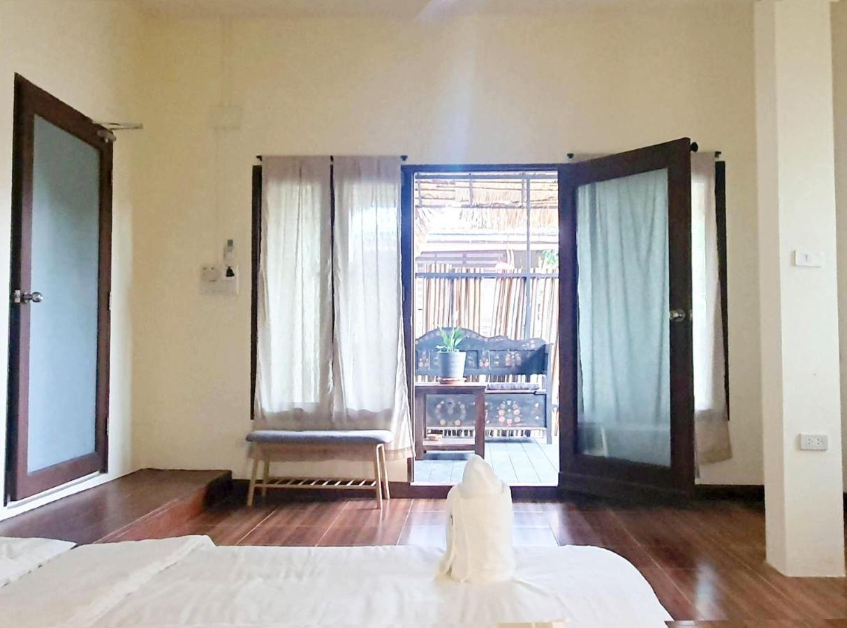 Pa Rang Cafe & Art Guest house *