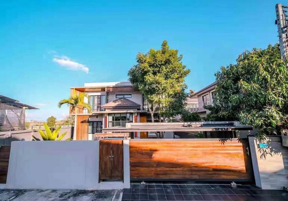 Pingdoi Cnx Cozy 3br Pool Villa