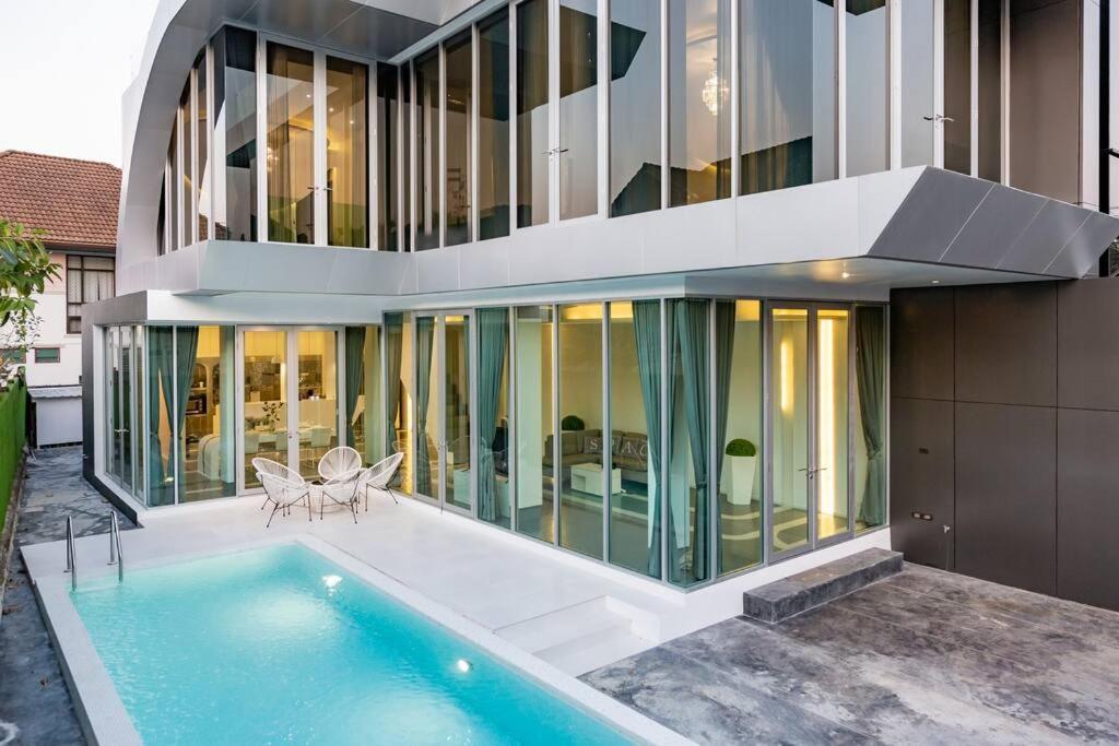 Charming Pool With Breathtaking View Villa *