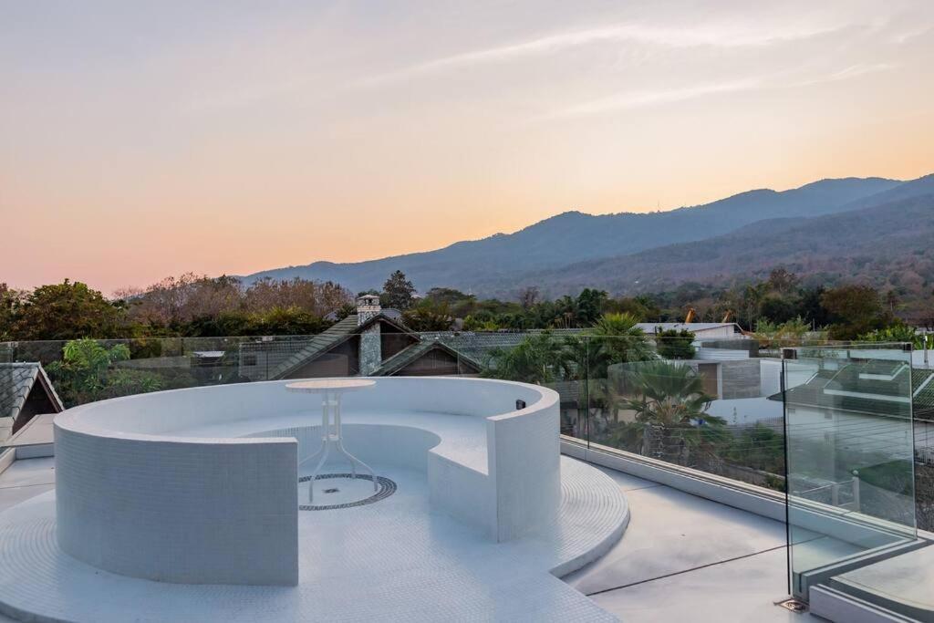 Charming Pool With Breathtaking View *