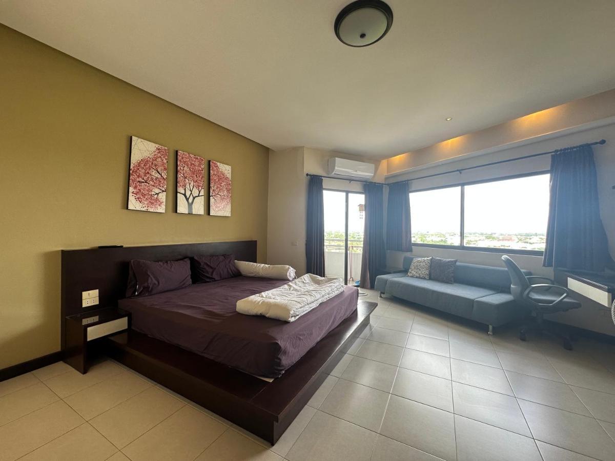 Chiangmai Riverside Condominium