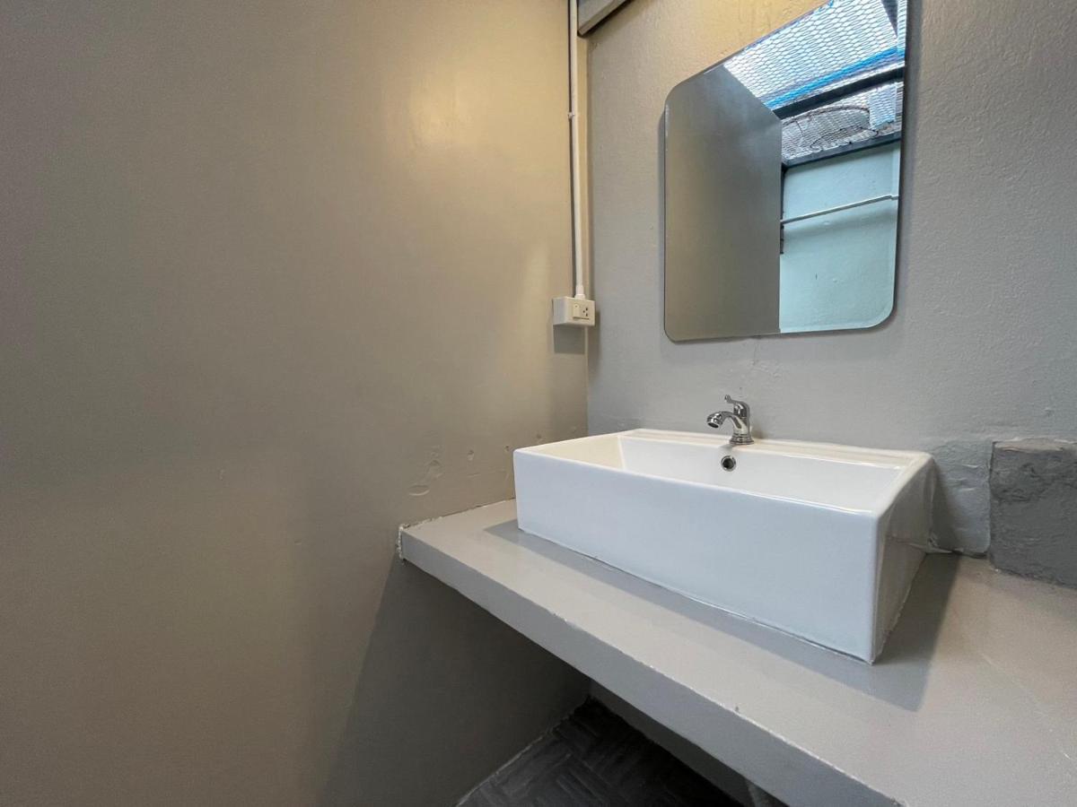 Hostel Comfort Zone @ Tha Pae Chiang Mai