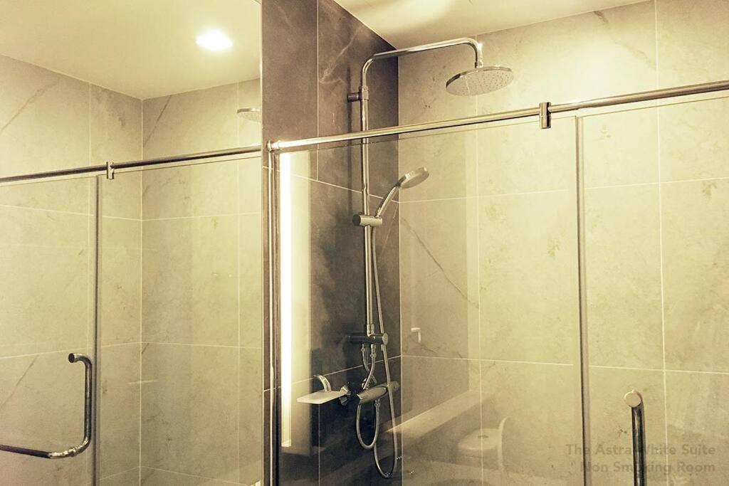 Apartment Astra White 12 *