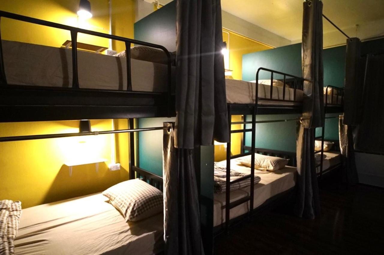 Hostel The Emerald Cnx *