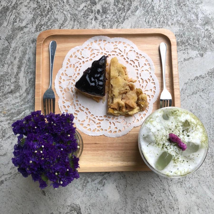 Hotel Valentier Cafe And Chiang Mai