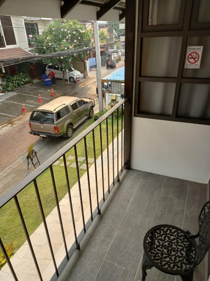Valentier Cafe And Hotel Chiang Mai