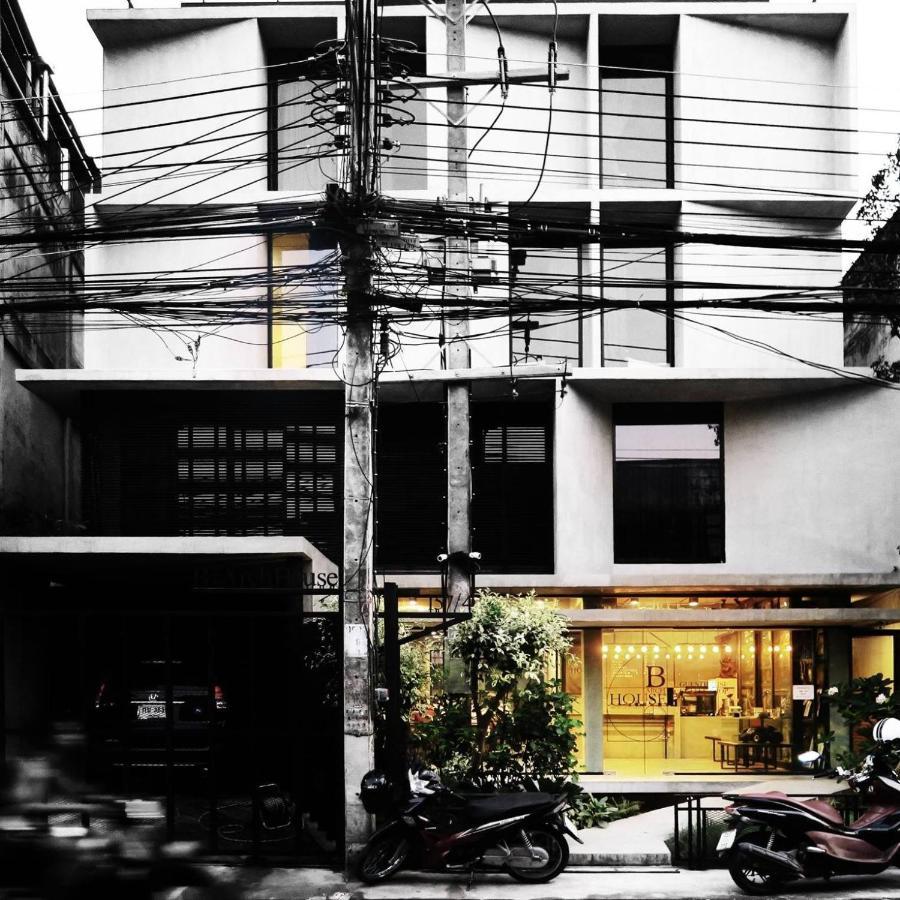 B Arch House And Cafe Ll No Parking Ll Hotel Chiang Mai
