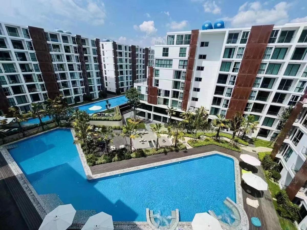 The One Apartment