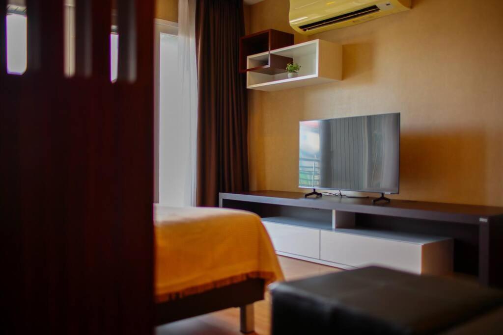 Luxury Living In Heart Of Nimman Apartment