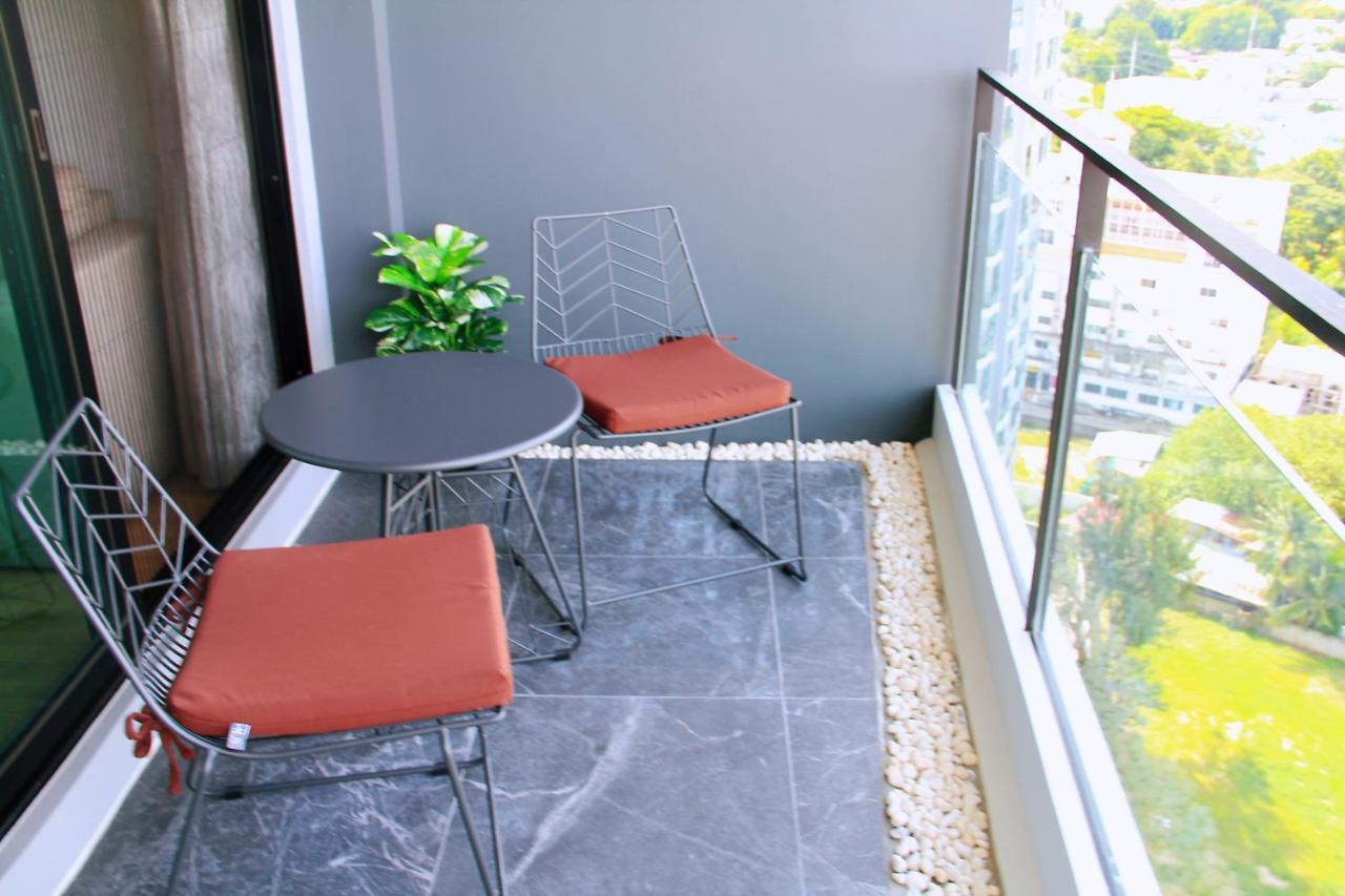 The Astra Sky River Apartment