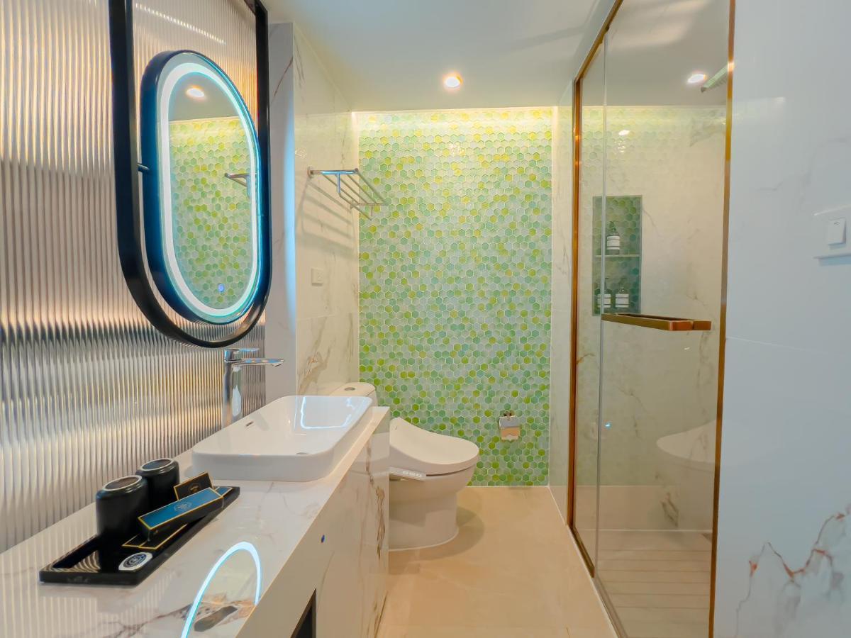 Hotel Cha Chiangmai Luxury