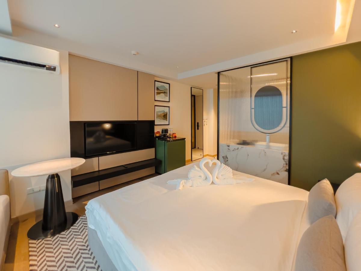 Hotel Cha Chiangmai Luxury