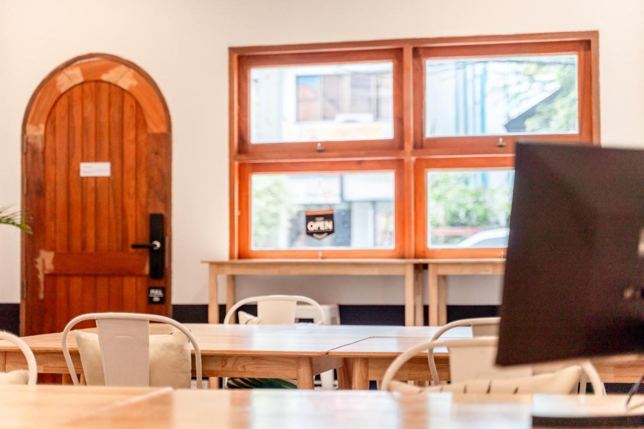 Socialer Coliving & Coworking Space *