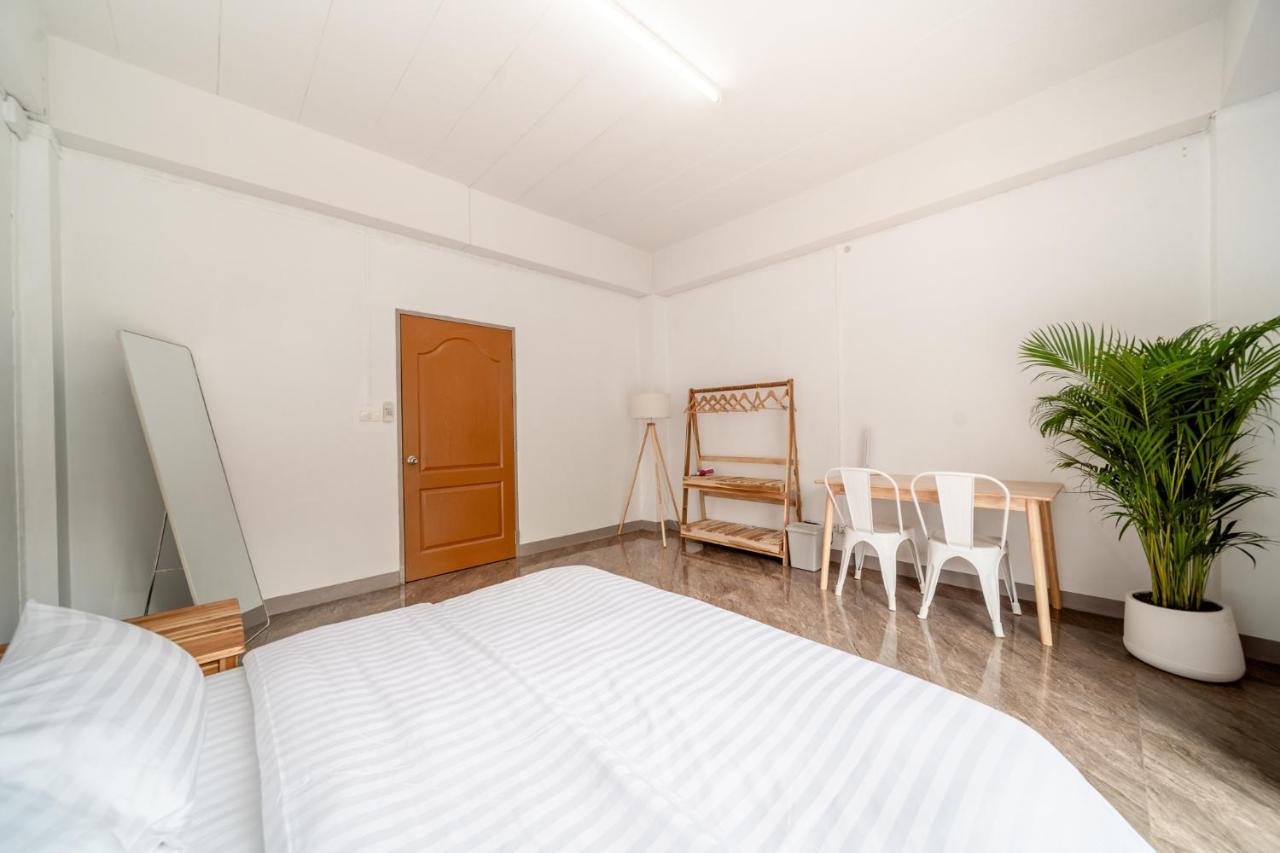 Hostel Socialer Coliving & Coworking Space Chiang Mai