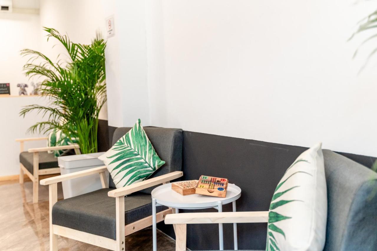Socialer Coliving & Coworking Space *