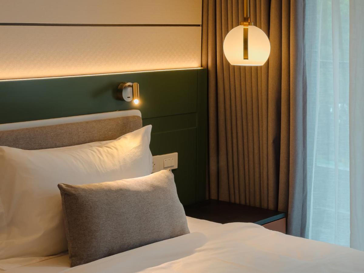 Hotel Cha Chiangmai Luxury Chiang Mai
