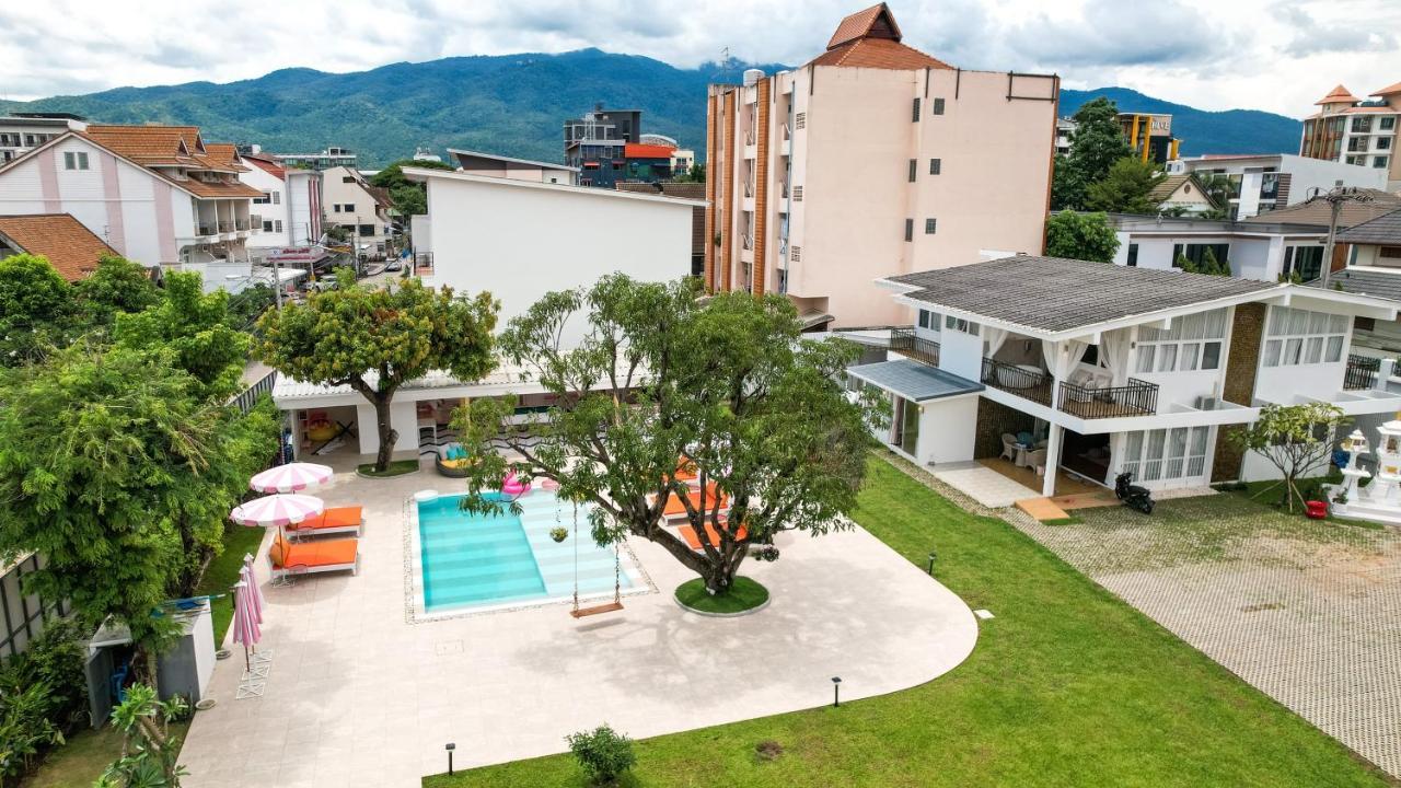 Villa Pink Moon Pool In Quiet Area Of Nimmanhaemin