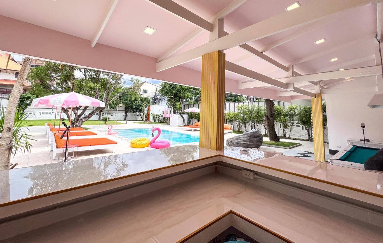 Pink Moon Pool In Quiet Area Of Nimmanhaemin Chiang Mai