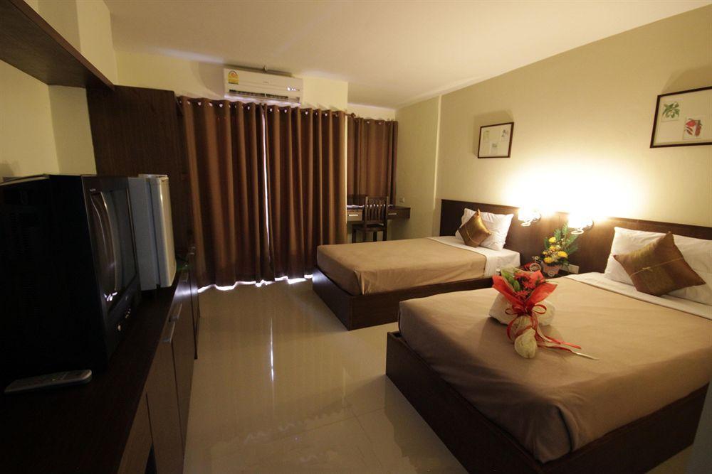 Hotel Airport Resident 1 3*