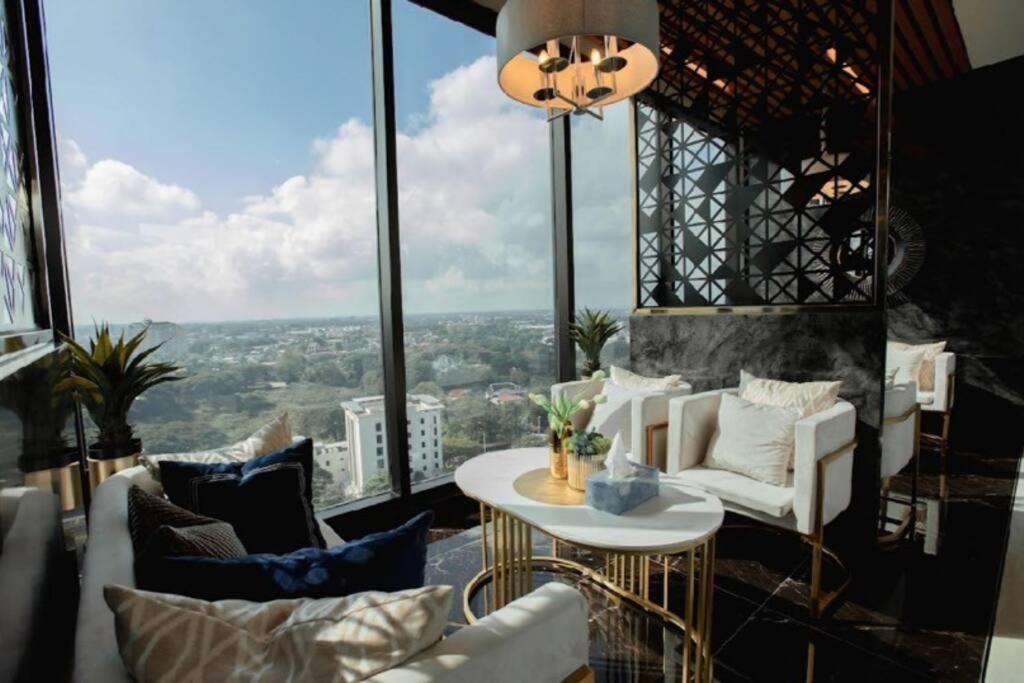 Luxury Astra Sky River Apartment *
