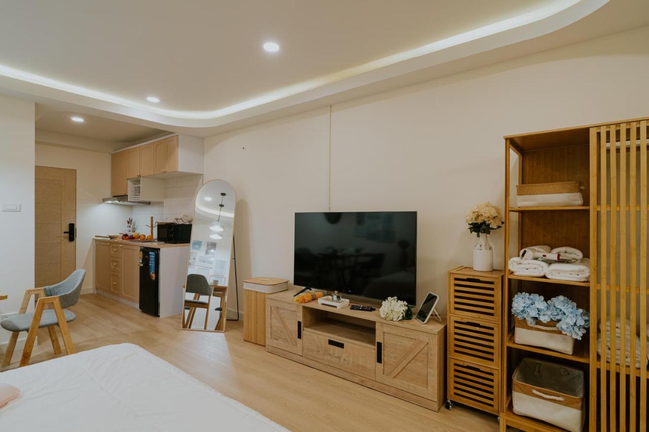 Apartment Mini Jung Koji *