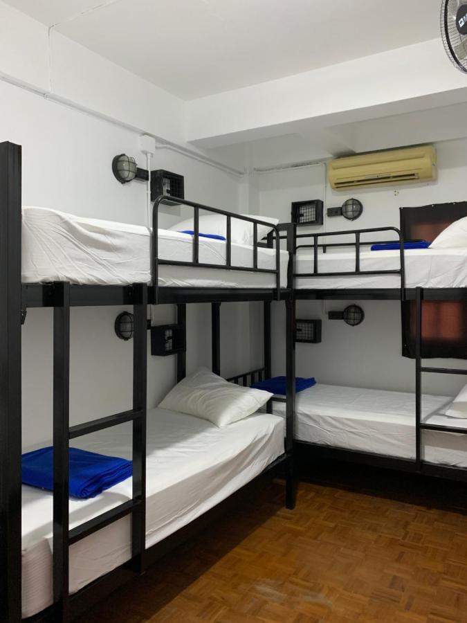 Albergue Revolution *