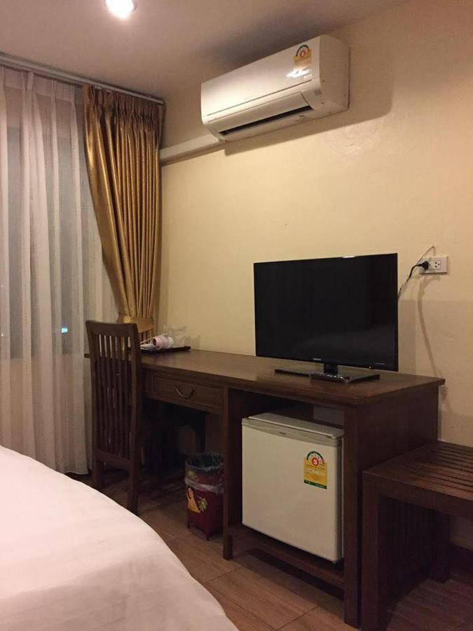 Chan Chiangmai House Bed & Breakfast